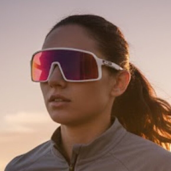 Oakley OO9406A Sutro (Low Bridge Fit) Sunglasses White main image 7